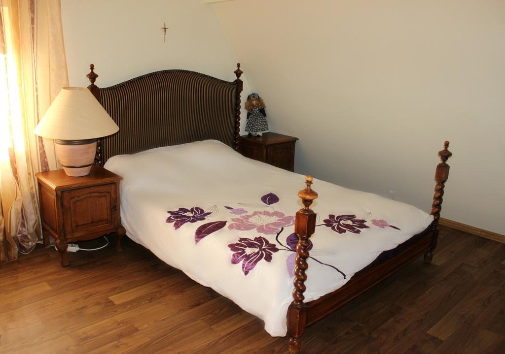 Columba Livia Guesthouse Palanga Habitación foto